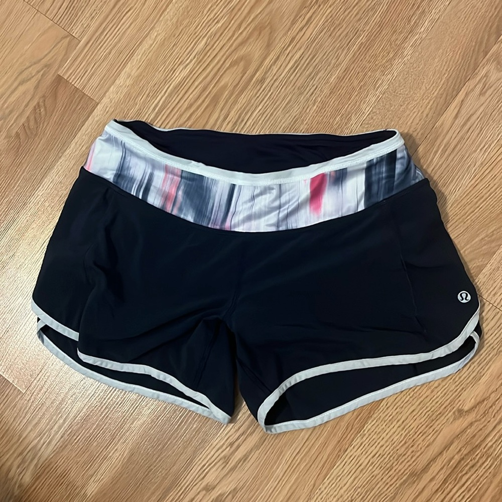 Lululemon Speed Up short (2012)
